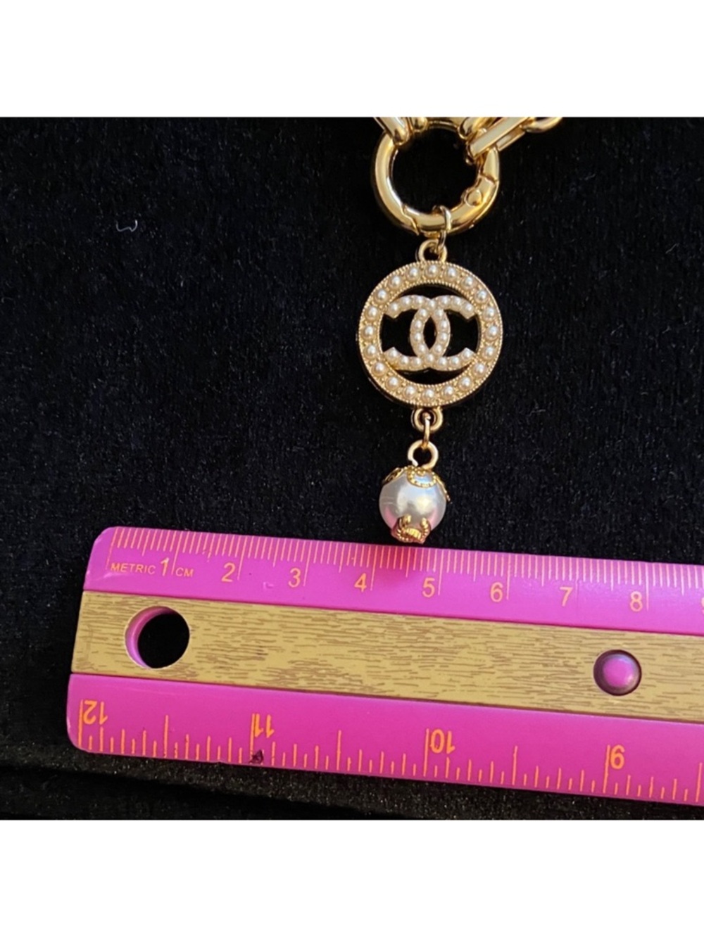 CHANEL Gold-Tone Pearl CC Medallion and Pearl Drop And Chain Necklace - Picture 10 of 12